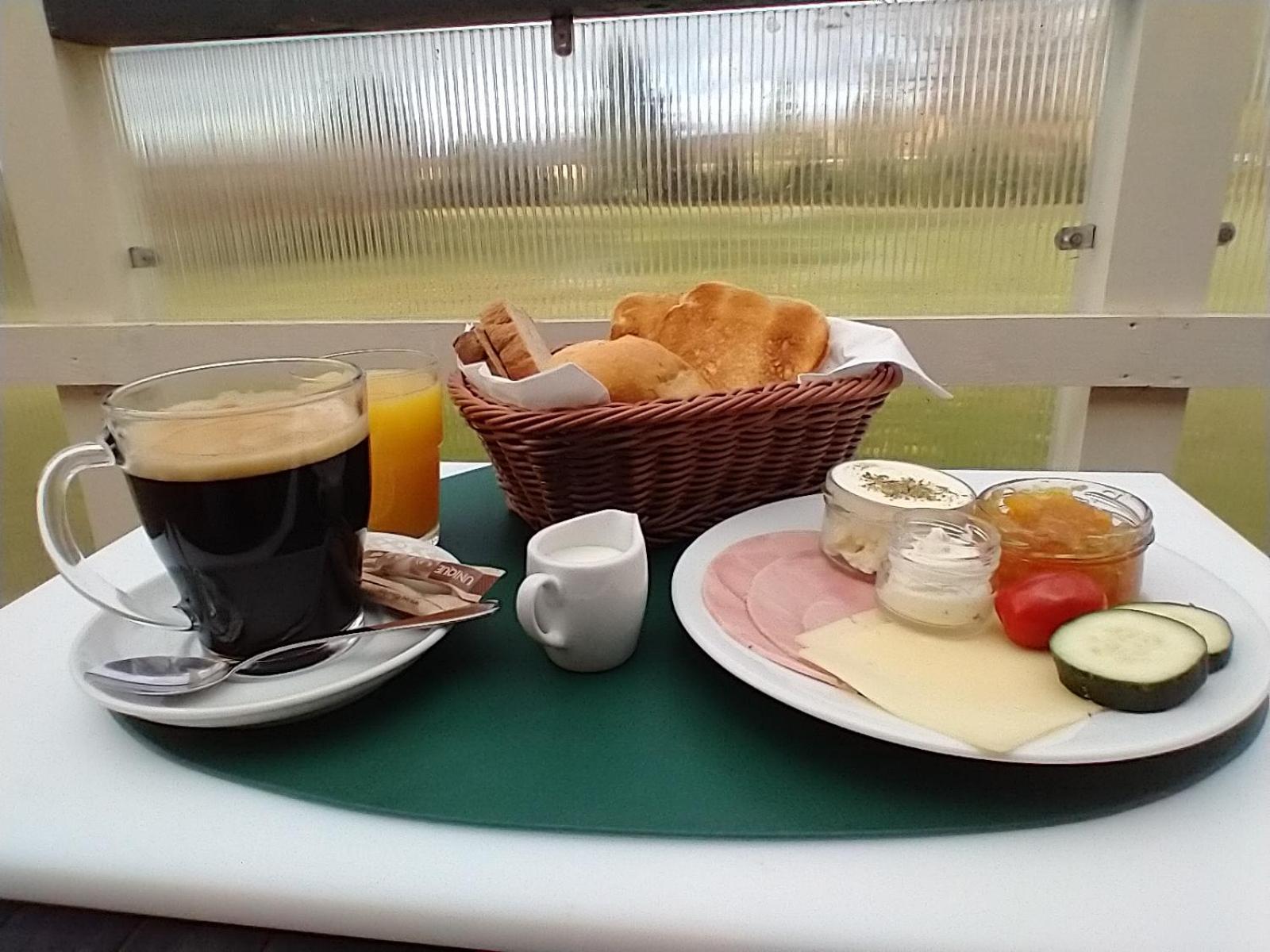 Lahemaa Kohvikann B & B, Caravan Park Palmse 外观 照片